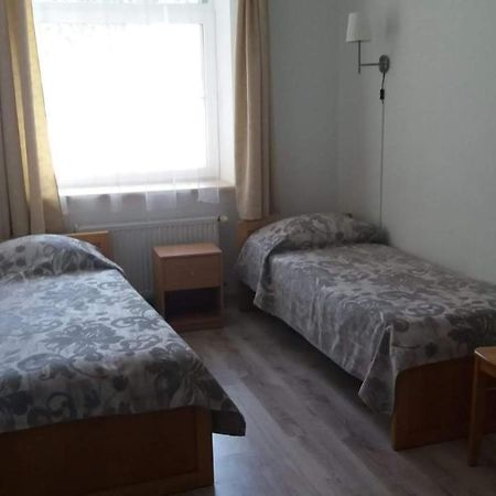Metras Maja Hotel Aizpute Ngoại thất bức ảnh