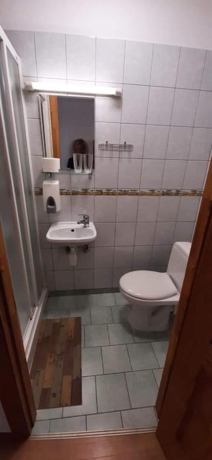 Metras Maja Hotel Aizpute Ngoại thất bức ảnh