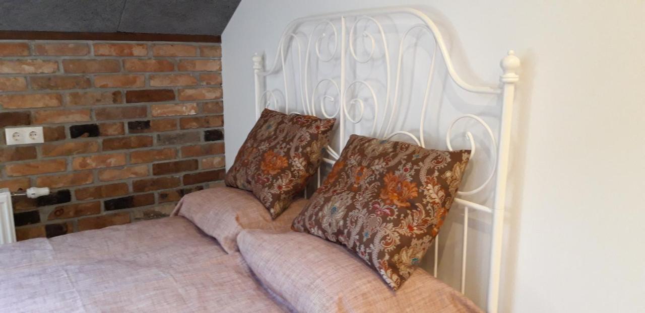Metras Maja Hotel Aizpute Ngoại thất bức ảnh